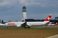 HB-JNB @ LOWW - SWISS 777 - by Matthias_Novacek_AUT
