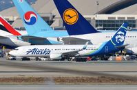 N558AS @ KLAX - Alaska B738 taxying for departure. - by FerryPNL