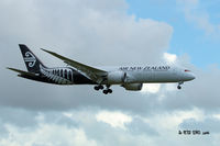 ZK-NZI @ NZAA - Air New Zealand Ltd., Auckland - by Peter Lewis