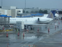 N17524 @ IAH - ERJ135LR - by Christian Maurer