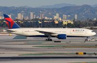 N861DA @ KLAX - Delta B772 arrived in LAX - by FerryPNL