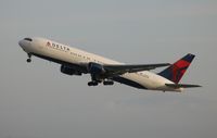 N1402A @ LAX - Delta - by Florida Metal