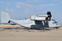 168629 @ KBOI - VMM-164 Knightriders, USMC, Camp Pendleton, CA.  With the blades folded, it looks a little strange. - by Gerald Howard