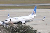 N26226 @ KTPA - United Boeing 737-800 (N26226) sits on the parking ramp at Tampa International Airport