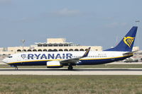 EI-FOF @ LMML - B737-800 EI-FOF Ryanair - by Raymond Zammit