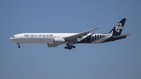 ZK-OKN @ LAX - Air New Zealand - by Florida Metal