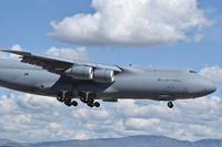 85-0010 @ KBOI - Landing RWY 10R. 60th AMW, Travis AFB, CA. - by Gerald Howard