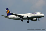 D-AIUS @ EGLL - Lufthansa - by Chris Hall