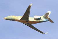 F-WWQS @ LFBD - Dassault Falcon 7X, Flight test, Bordeaux Mérignac airport (LFBD-BOD) - by Yves-Q