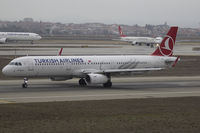 TC-JSO @ LTBA - Ataturk - by Roberto Cassar