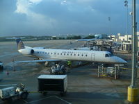 N14920 @ IAH - ERJ-145LR - by Christian Maurer