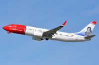 EI-FJZ @ EDDL - Norwegian B738 taking-off for BCN. - by FerryPNL