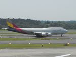HL7418 @ RJAA - Taxying for departure - by Keith Sowter