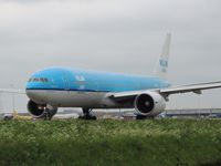 PH-BQI @ EHAM - KLM OVER QUEBEC - by fink123