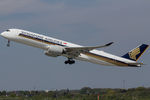 9V-SMD @ EDDL - Singapore Airlines - by Air-Micha