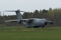 0014 @ CYND - Stopping in a short landing. - by Dirk Fierens