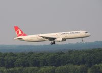 TC-JRP @ EDDK - TURKISH AIRLINES - by fink123