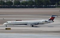 N170PQ @ KLAS - CL600-2D24 - by Mark Pasqualino