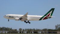 EI-EJG @ MIA - Alitalia - by Florida Metal