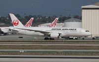 JA821A @ LAX - Japan Airlines - by Florida Metal