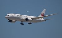 JA832J @ LAX - Japan Airlines