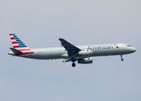 N572UW @ KDFW - At DFW. - by paulp