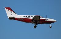 N114MH @ ORL - Cessna 414