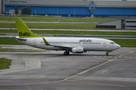 YL-BBI @ EHAM - AIR BALTIC 737-300 - by fink123