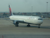 N838MH @ LEMD - Delta 767-432ER in from Atlanta - by Christian Maurer