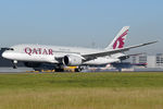 A7-BCH @ VIE - Qatar Airways - by Chris Jilli