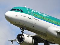 EI-DEA @ LFBD - EI506 from Dublin landing runway 29 - by JC Ravon - FRENCHSKY
