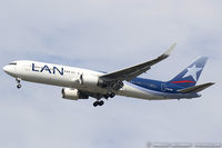 CC-CXE @ KJFK - Boeing 767-316/ER - LAN Airlines  C/N 35696, CC-CXE - by Dariusz Jezewski www.FotoDj.com