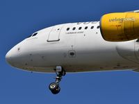 EC-HQL @ LFBD - Vueling VY2915	from Barcelona landing runway 23 - by JC Ravon - FRENCHSKY