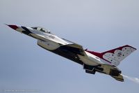 91-0392 @ KWRI - F-16CM Fighting Falcon 91-0392 6 from USAF Thunderbirds  Nellis AFB, NV - by Dariusz Jezewski www.FotoDj.com