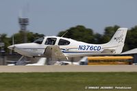 N376CD @ KOSH - Cirrus SR22 G2  C/N 1425, N376CD - by Dariusz Jezewski www.FotoDj.com