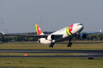 CS-TOP @ VIE - TAP Air Portugal - by Chris Jilli