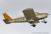 N7472W @ KOSH - Piper PA-28-180 Cherokee  C/N 28-1377, N7472W - by Dariusz Jezewski www.FotoDj.com