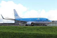 PH-BGQ @ EHAM - KLM Boeing 737 - by Andreas Ranner