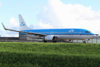 PH-BXH @ EHAM - KLM Boeing 737 - by Andreas Ranner