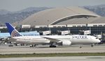 N27959 @ KLAX - Taxiing to gate at LAX - by Todd Royer
