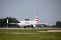 N983NN @ KOSH - Boeing 737-823  C/N 33337, N983NN - by Dariusz Jezewski www.FotoDj.com