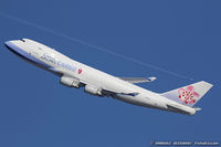 B-18709 @ KJFK - Boeing 747-409F/SCD - China Airlines Cargo  C/N 30766, B-18709 - by Dariusz Jezewski www.FotoDj.com