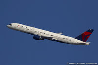 N684DA @ KJFK - Boeing 757-232 - Delta Air Lines  C/N 27104, N684DA - by Dariusz Jezewski www.FotoDj.com