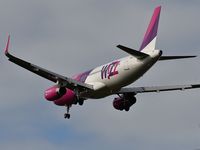 HA-LYF @ LFBD - Wizz Air W62257 from Budapest landing runway 23 - by JC Ravon - FRENCHSKY