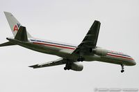 N697AN @ KJFK - Boeing 757-223  C/N 26977, N697AN - by Dariusz Jezewski www.FotoDj.com