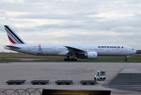 F-GSQH @ LFPG - Air France - by Jan Buisman