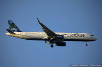 N975JT @ KJFK - Airbus A321-231 C'est la Blue - JetBlue Airways  C/N 7520, N975JT - by Dariusz Jezewski www.FotoDj.com