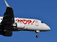 F-HBXB @ LFBD - HOP A53233 from Dusseldorf (DUS) landing runway 11 - by JC Ravon - FRENCHSKY