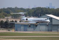 N322K @ DTW - Ford Motor Company G550