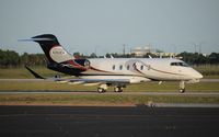N350EH @ ORL - Challenger 350